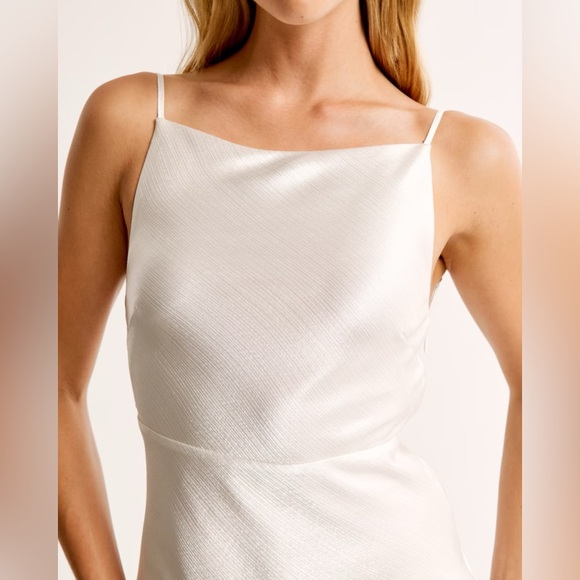 Abercrombie & Fitch High-Neck Crinkle Satin Maxi Dress (Size Small) - Picture 2 of 9